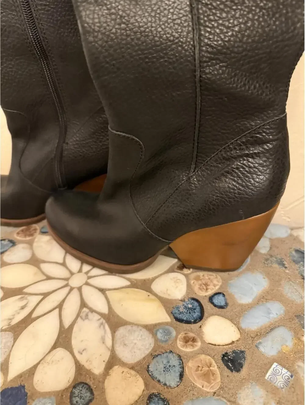 Korks by Kork-Ease Black tall leather boots